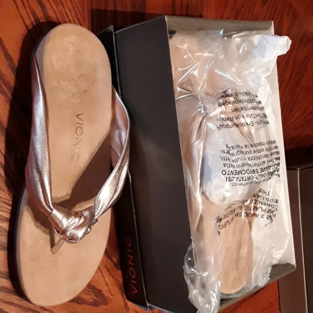 Vionic Pippa sandal leather rose gold 7 M